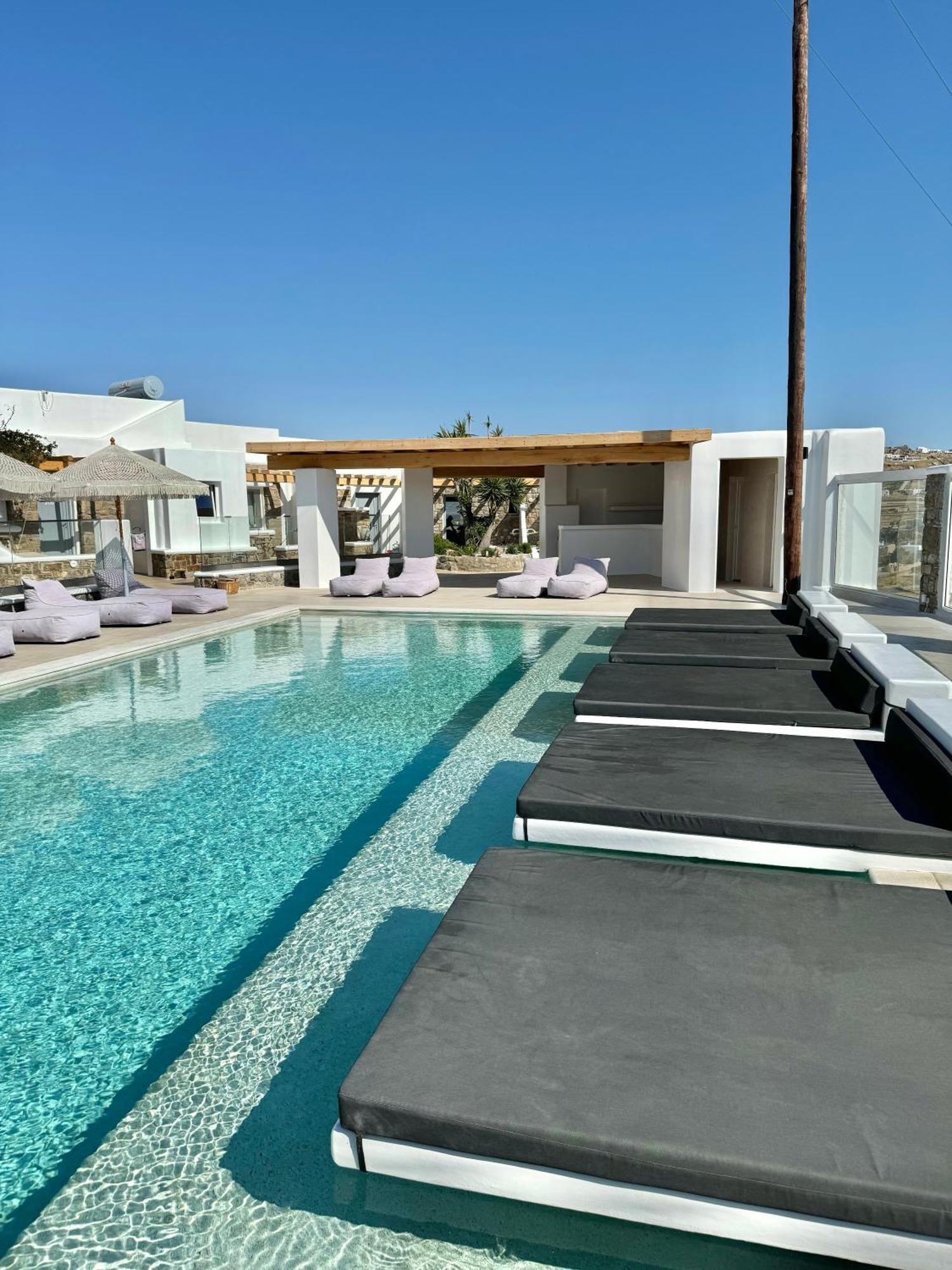 Crystal Suites Mykonos Town Екстериор снимка